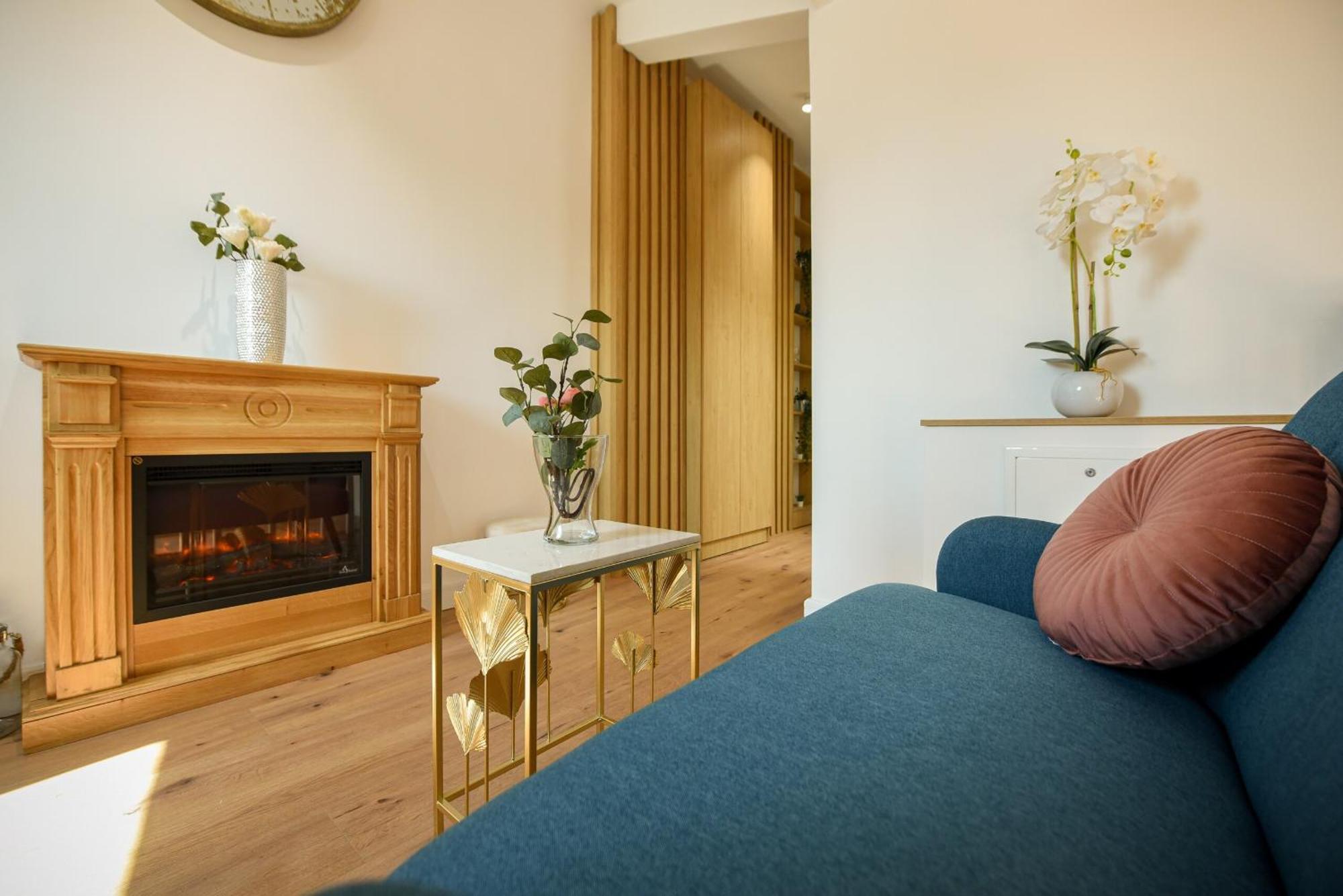 Away From - Modern & Cozy Near Vibrant Unirii Area Apartament Bucureşti