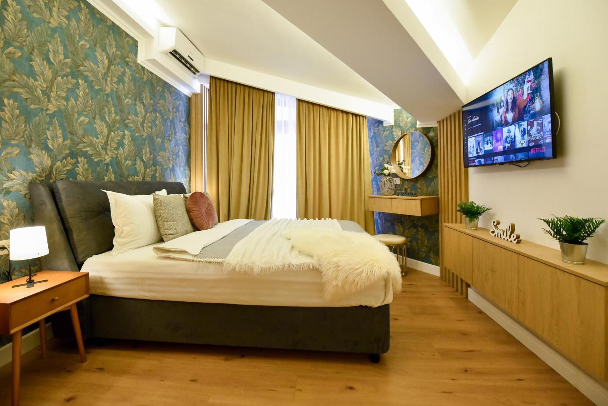 Away From - Modern & Cozy Near Vibrant Unirii Area Bucureşti