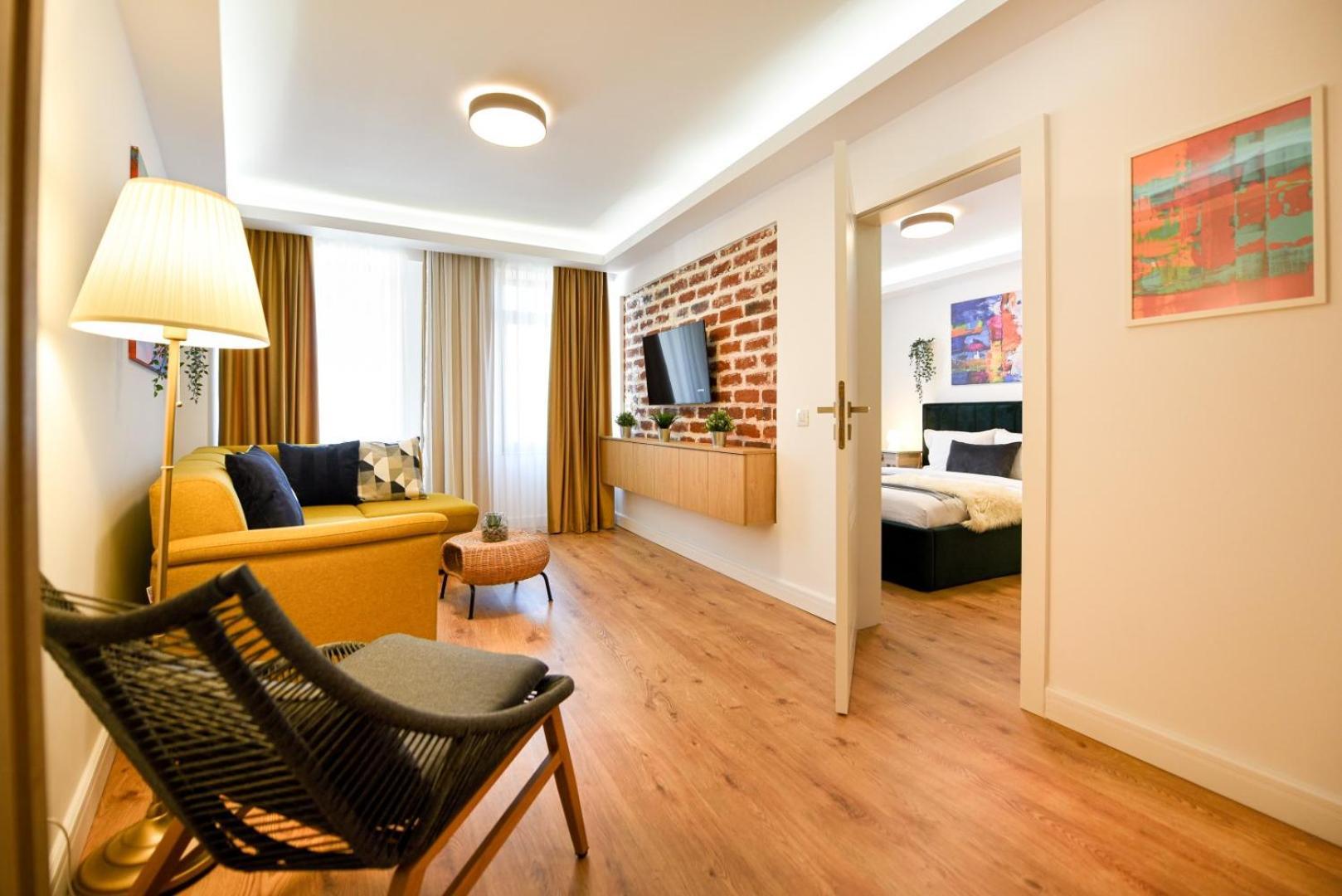Away From - Modern & Cozy Near Vibrant Unirii Area Apartament *